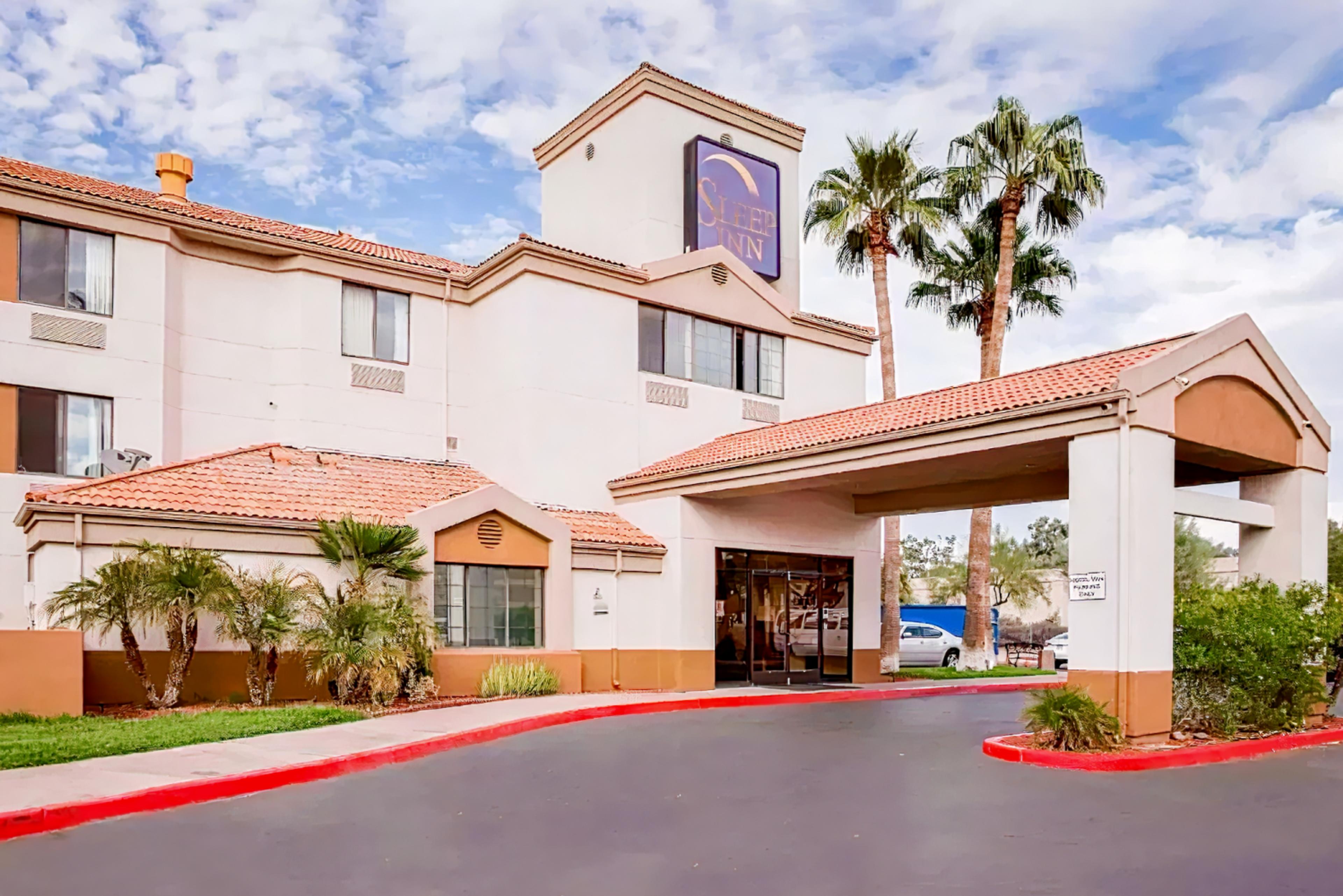 phoenix sky harbor hotels