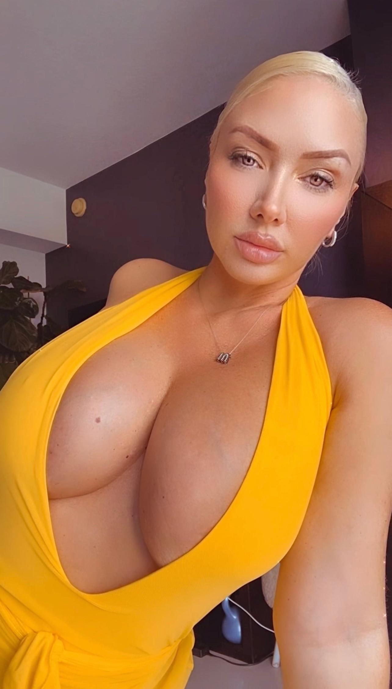 molly cavalli onlyfans