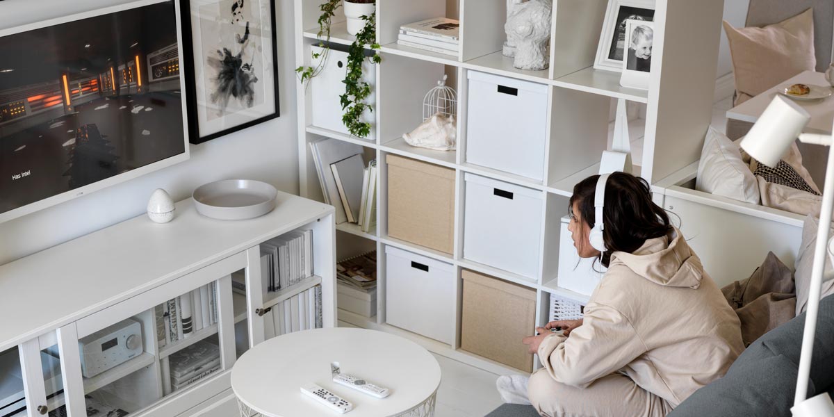 ikea white shelving units