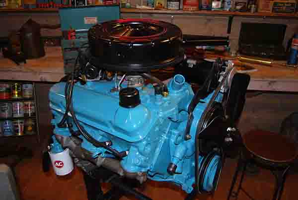 pontiac 326 motor