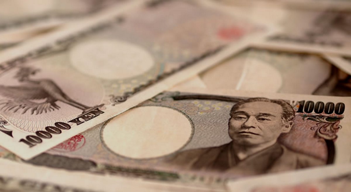 japanese yen into euros