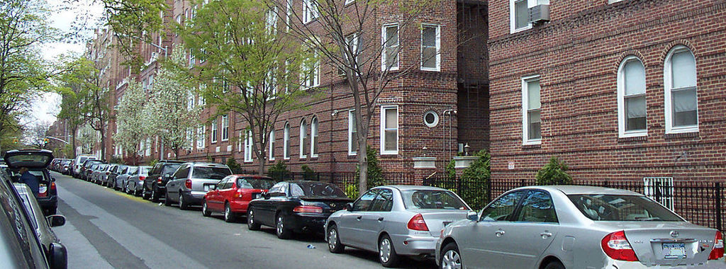 apartments in queens