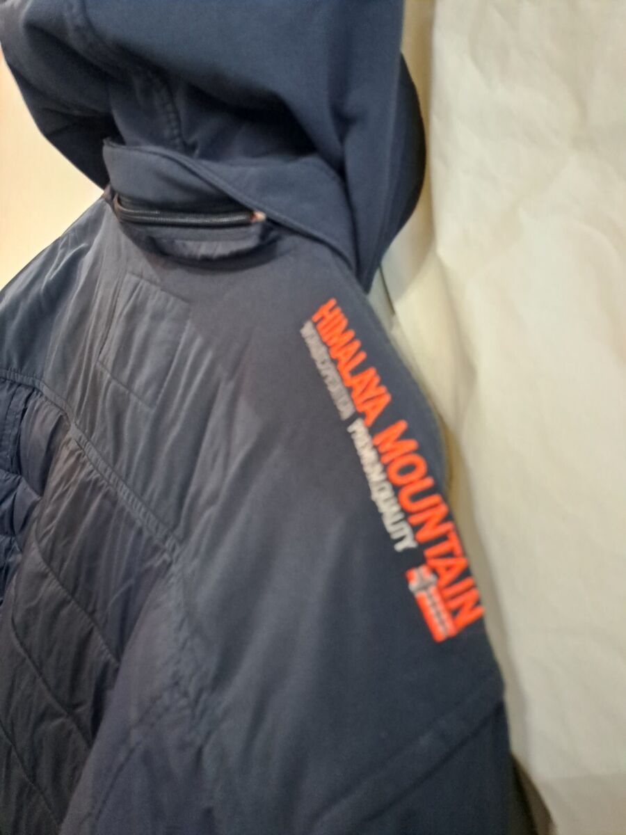 himalaya mountain discovery clothing