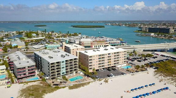 vrbo johns pass florida