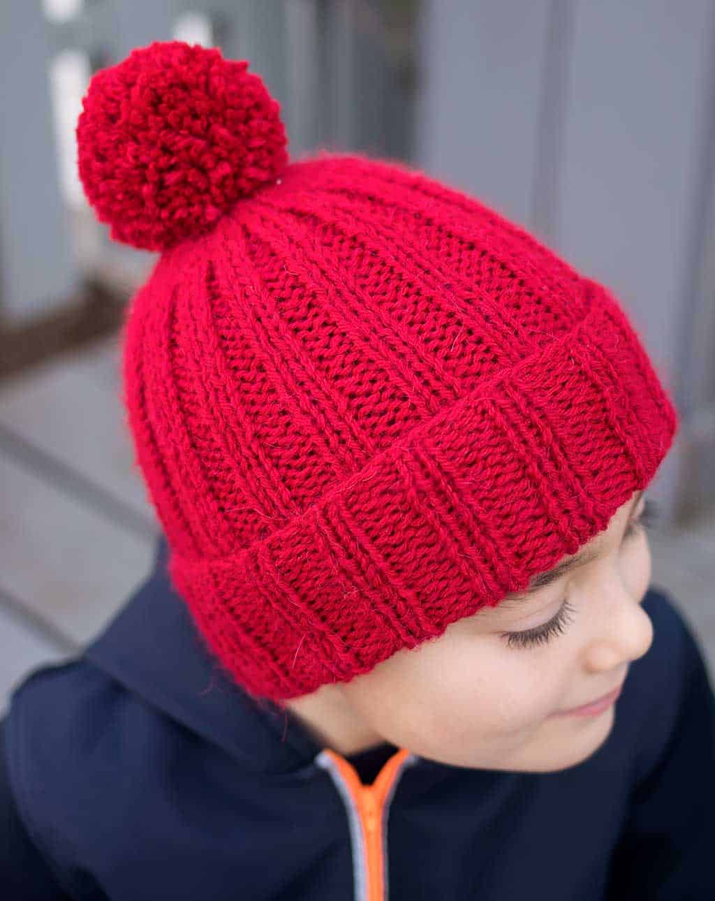 knit a hat on straight needles