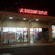 jc discount outlet photos