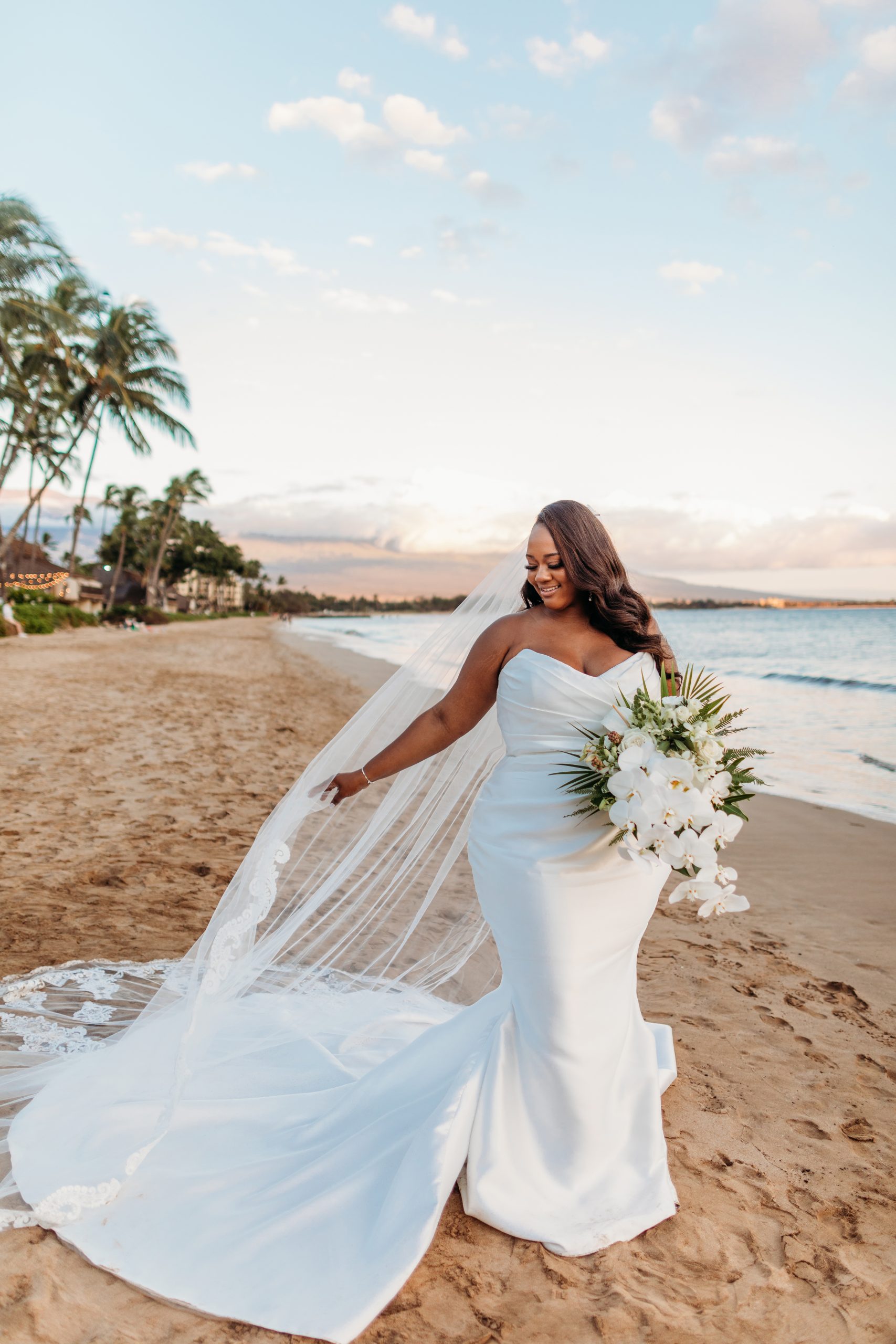 plus size beach wedding dresses