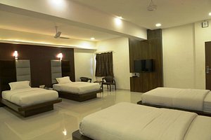 pet friendly hotels in vadodara