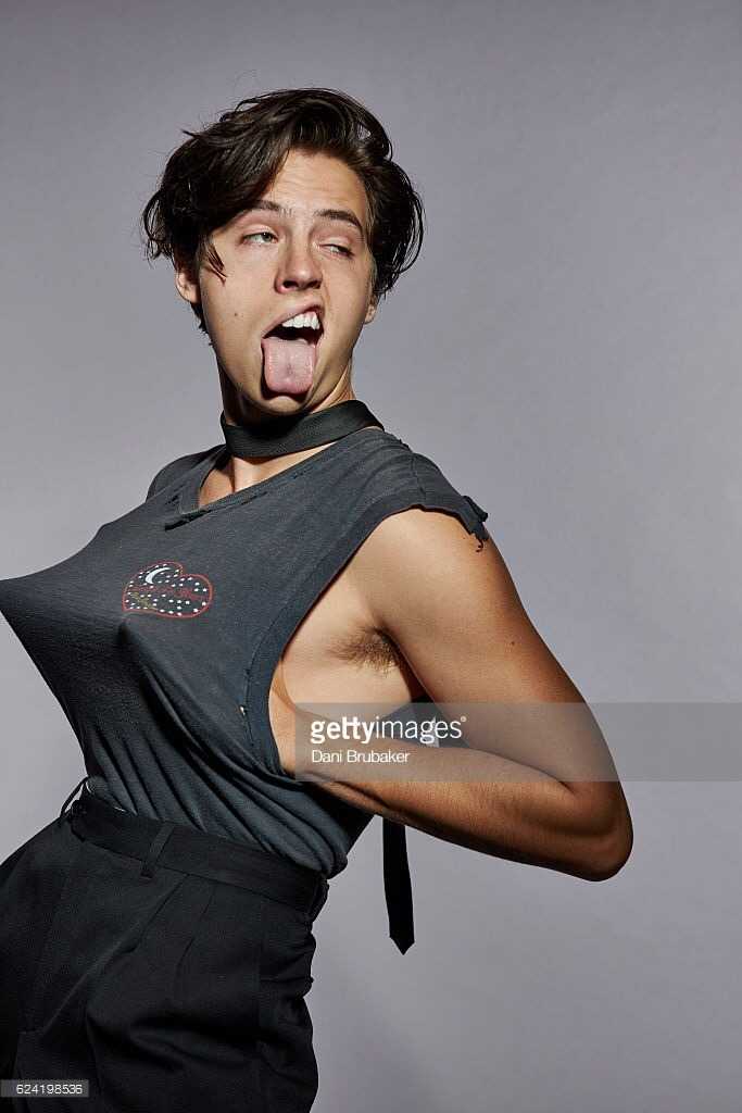 cole sprouse armpit