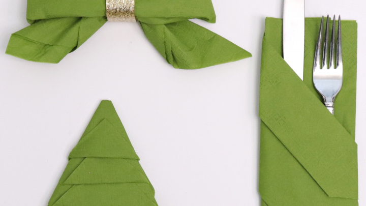 xmas paper napkin folding