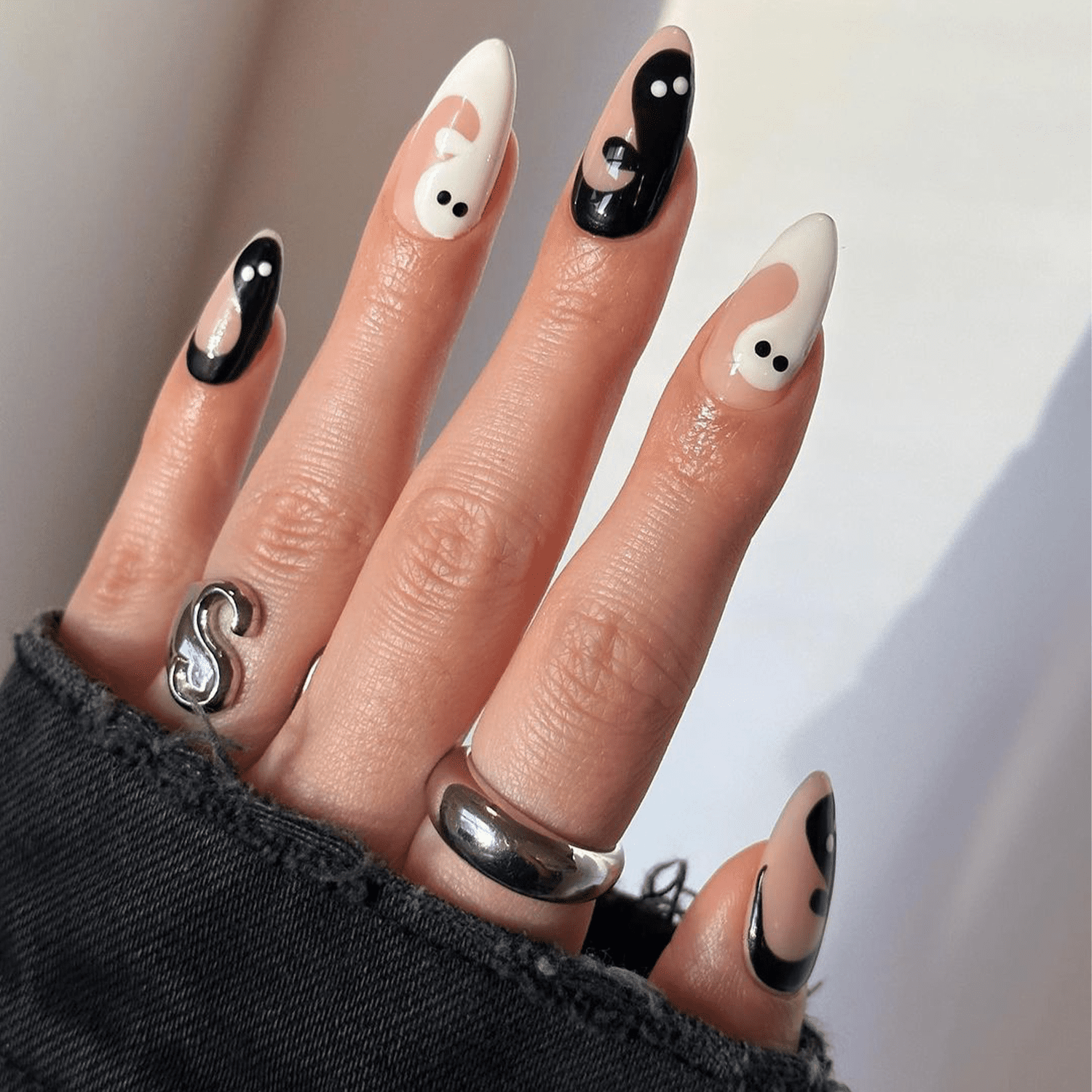 spooky nails