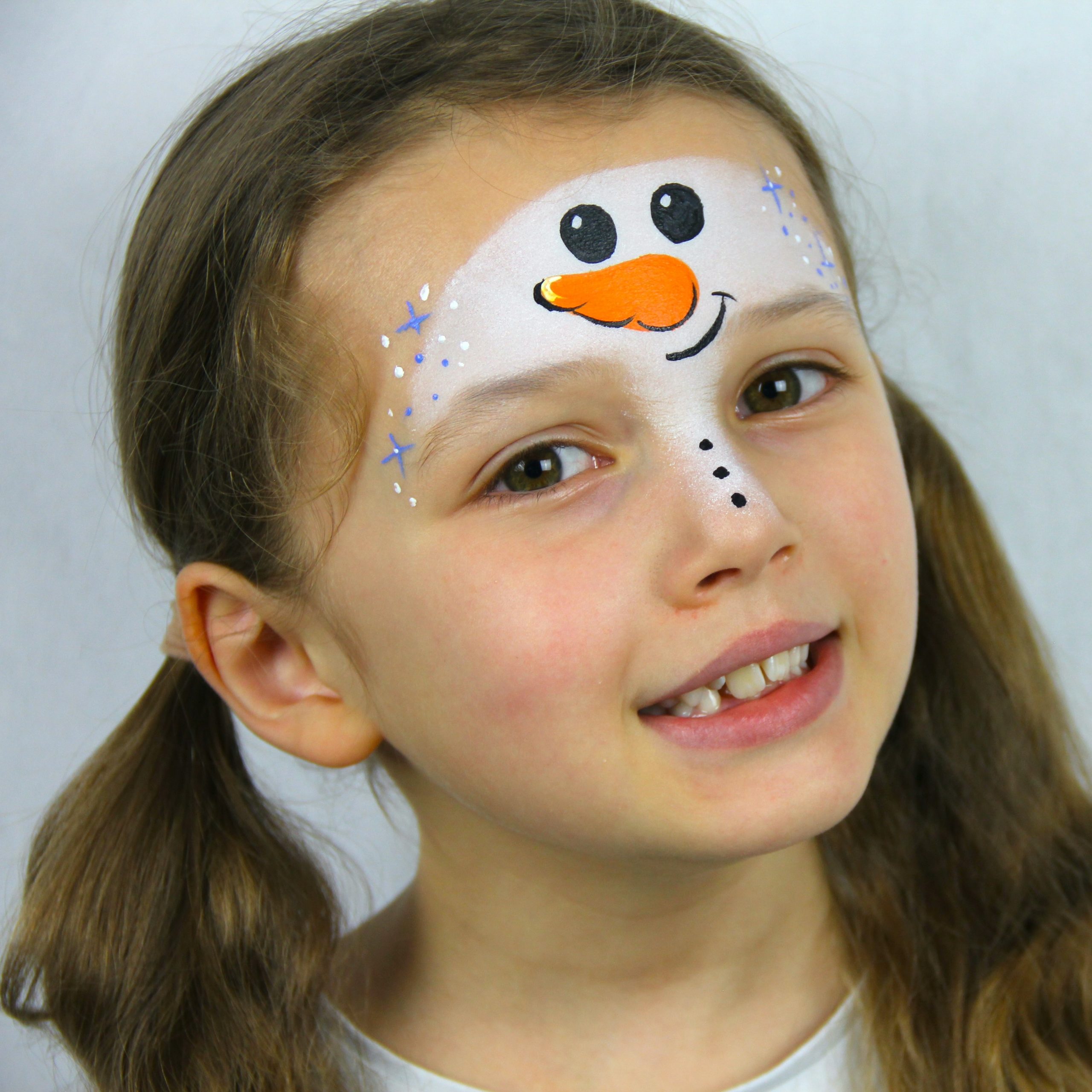 simple christmas face paint ideas