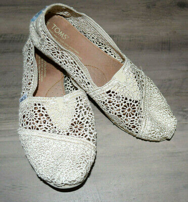 lace toms