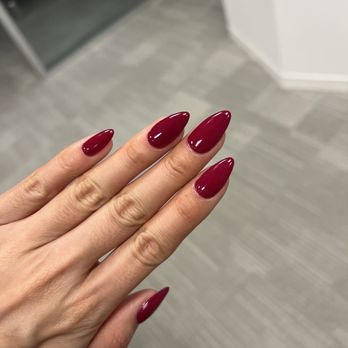 karens nails