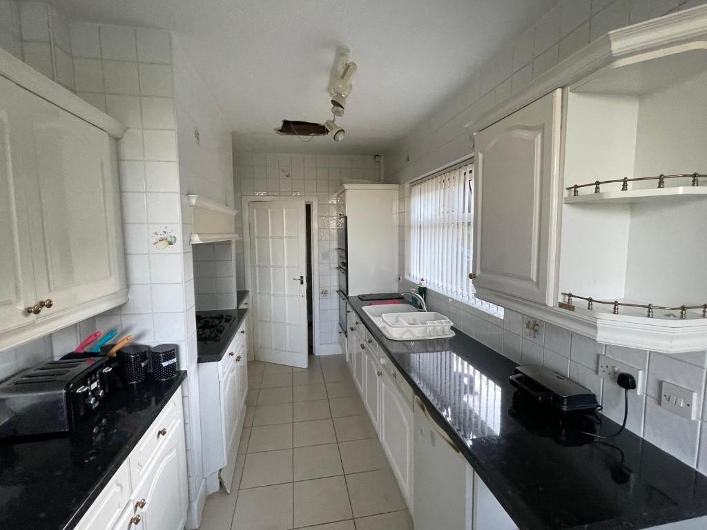 3 bedroom house leeds