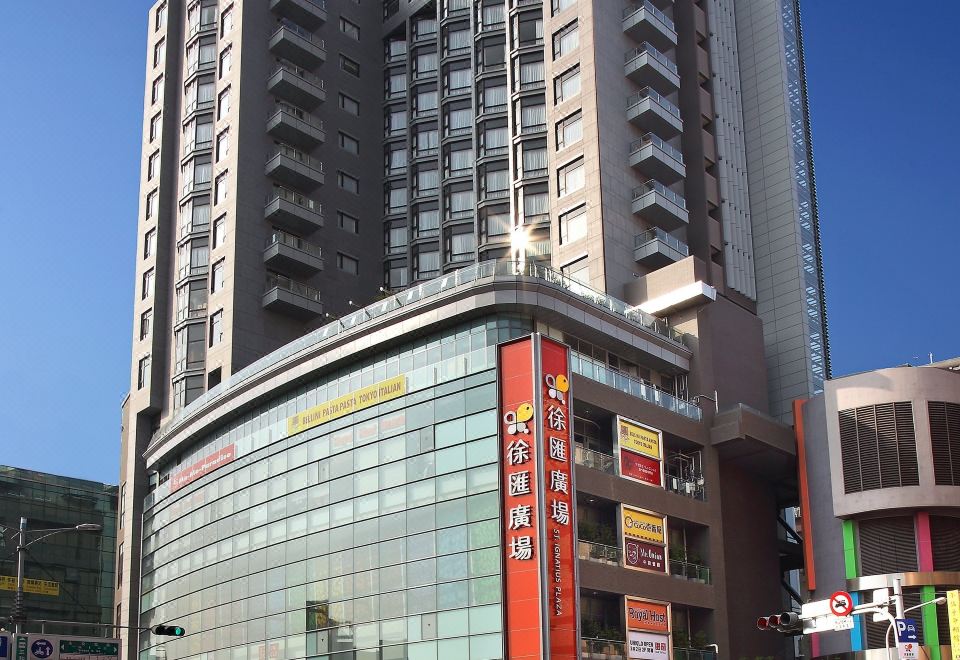 park city hotel luzhou taipei