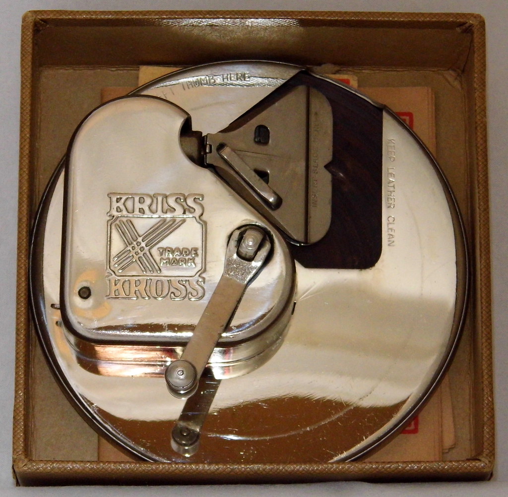 shaving blade sharpener