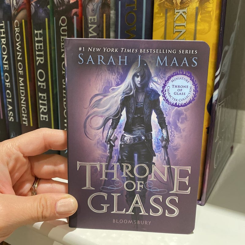 throne of glass miniature character collection