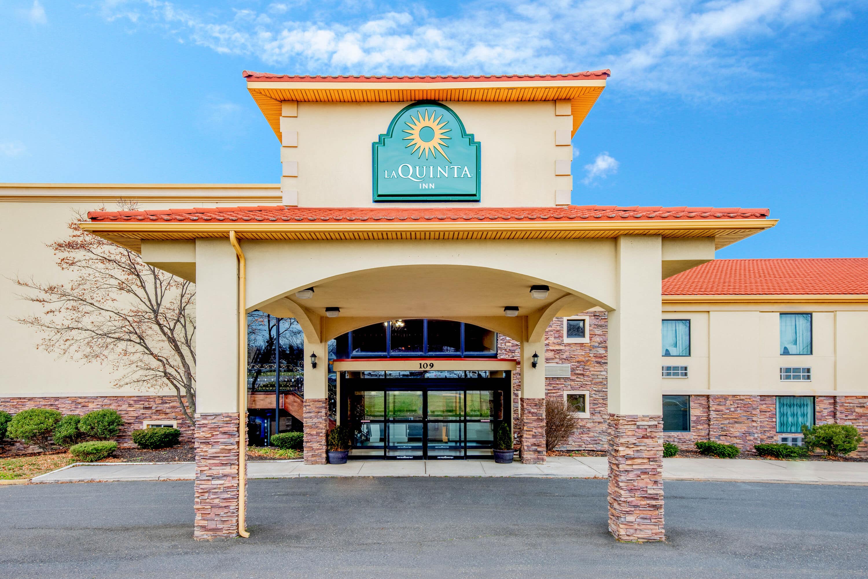 la quinta hotels near me