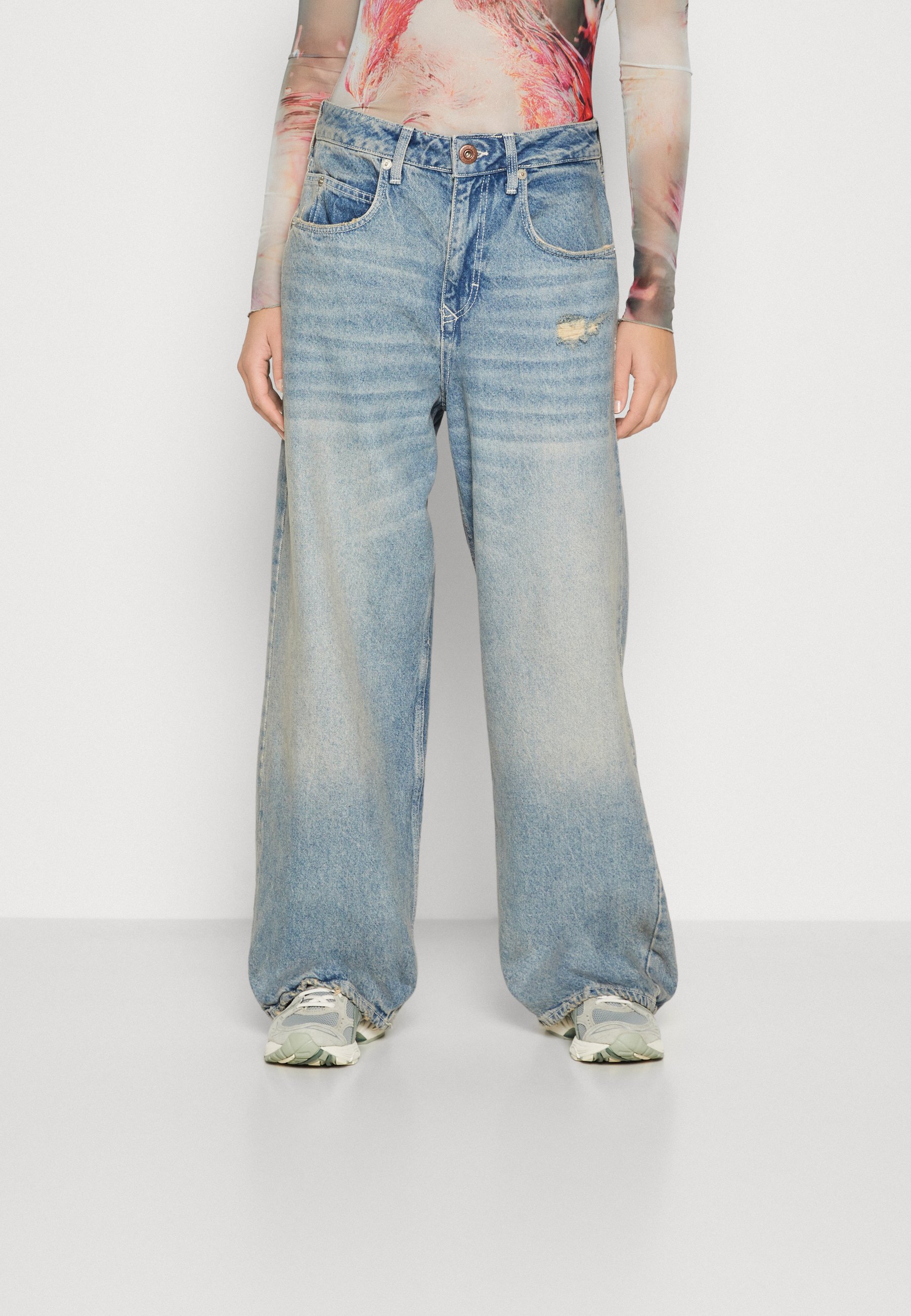 bdg blue jeans