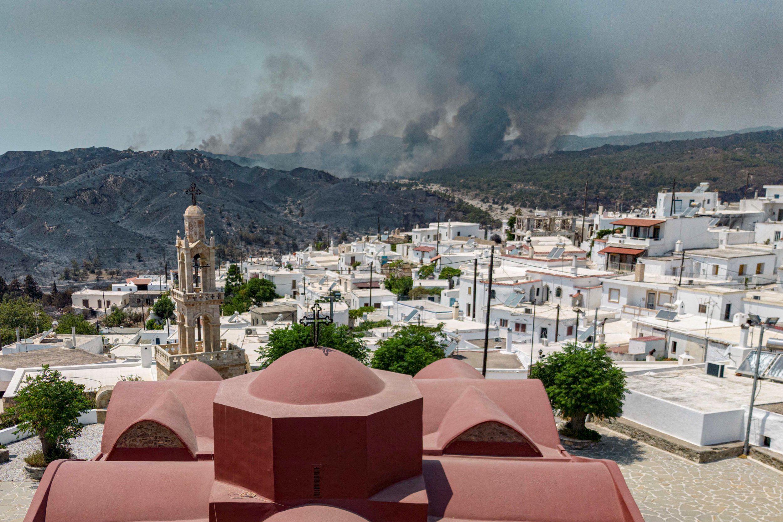 santorini wildfire risk