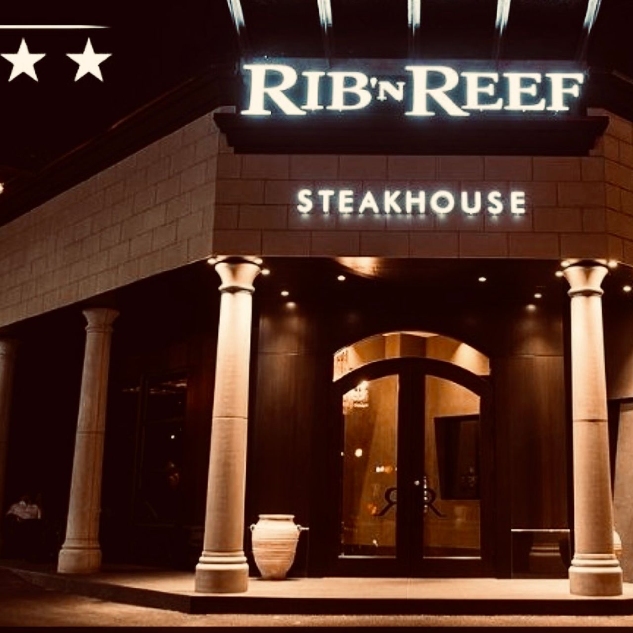 rib n reef steakhouse montreal