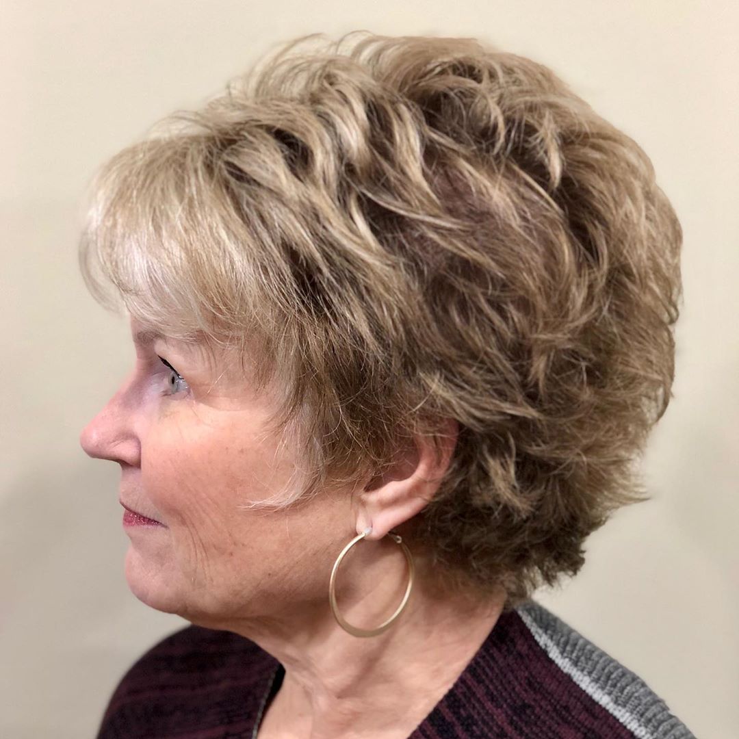 cropped hairstyles for older women