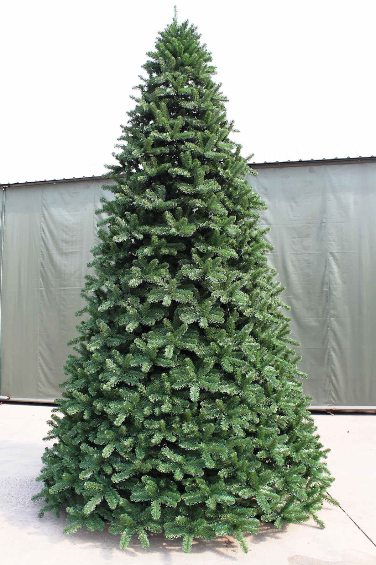 14 ft christmas tree