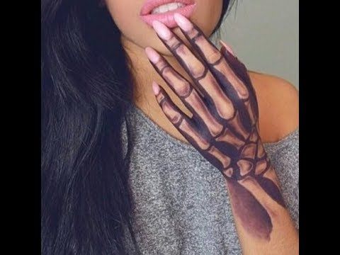 tatuajes de manos de esqueleto