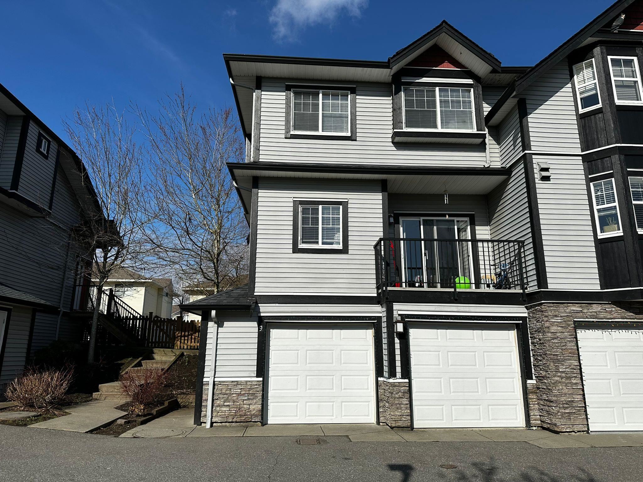 townhouses for sale abbotsford bc