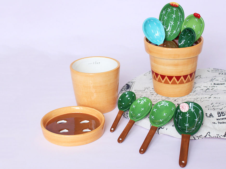 cactus measuring spoon