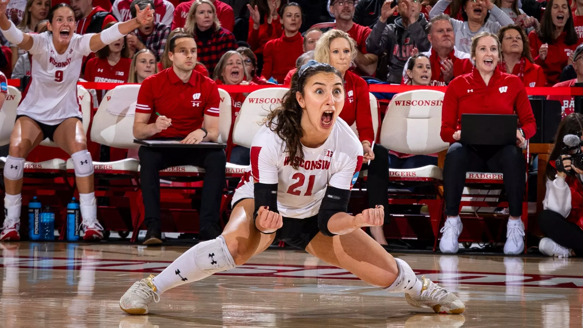 university of wisconsin badgers volleyball