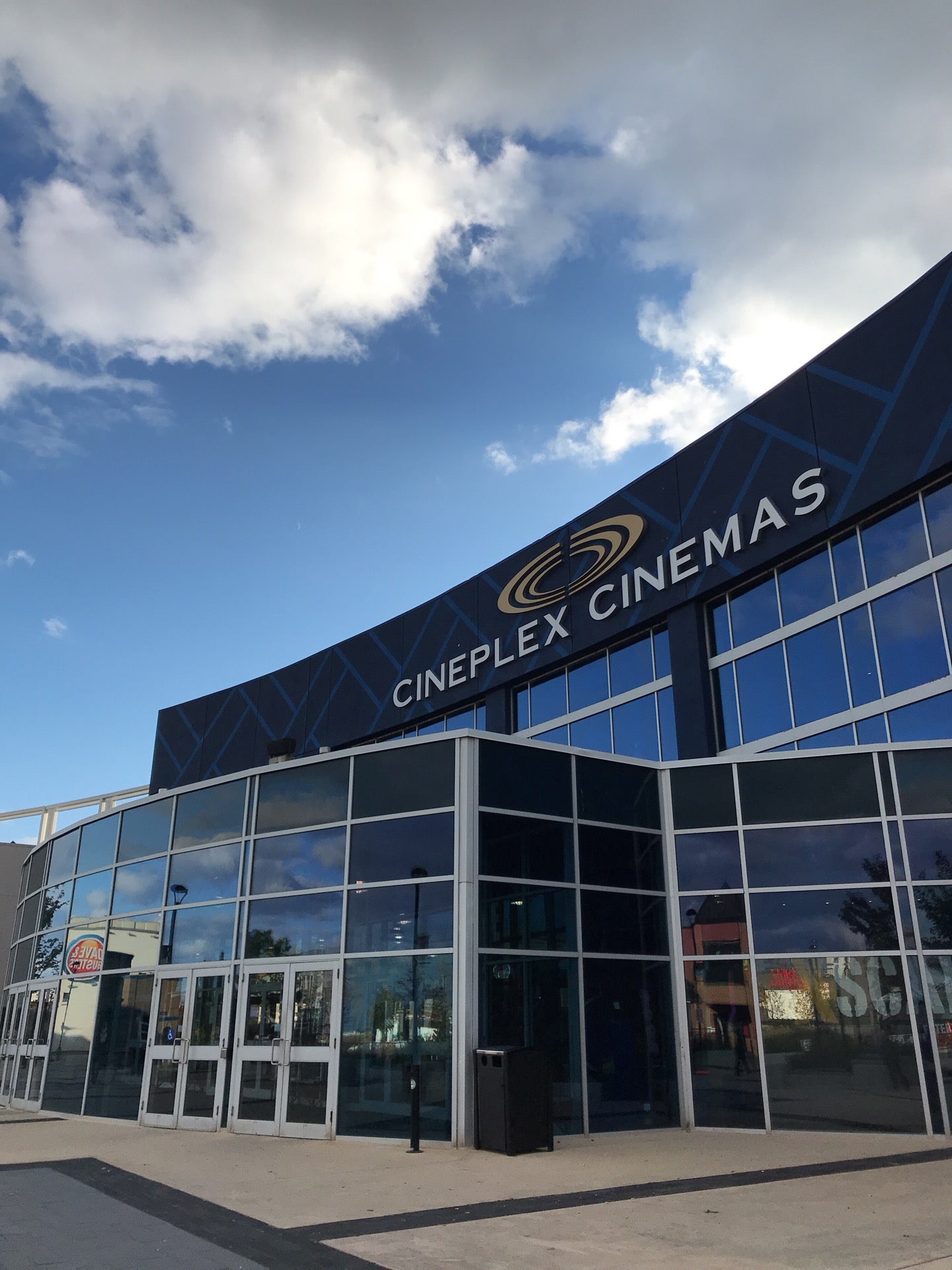 cineplex cinemas winston churchill