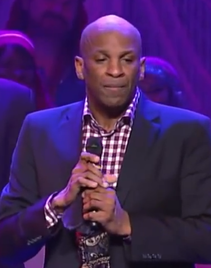 is donnie mcclurkin alive