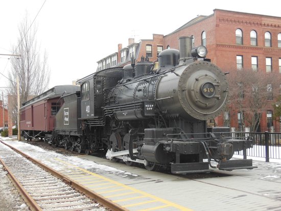 lowell train