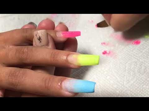 uñas baby boomer colores neon