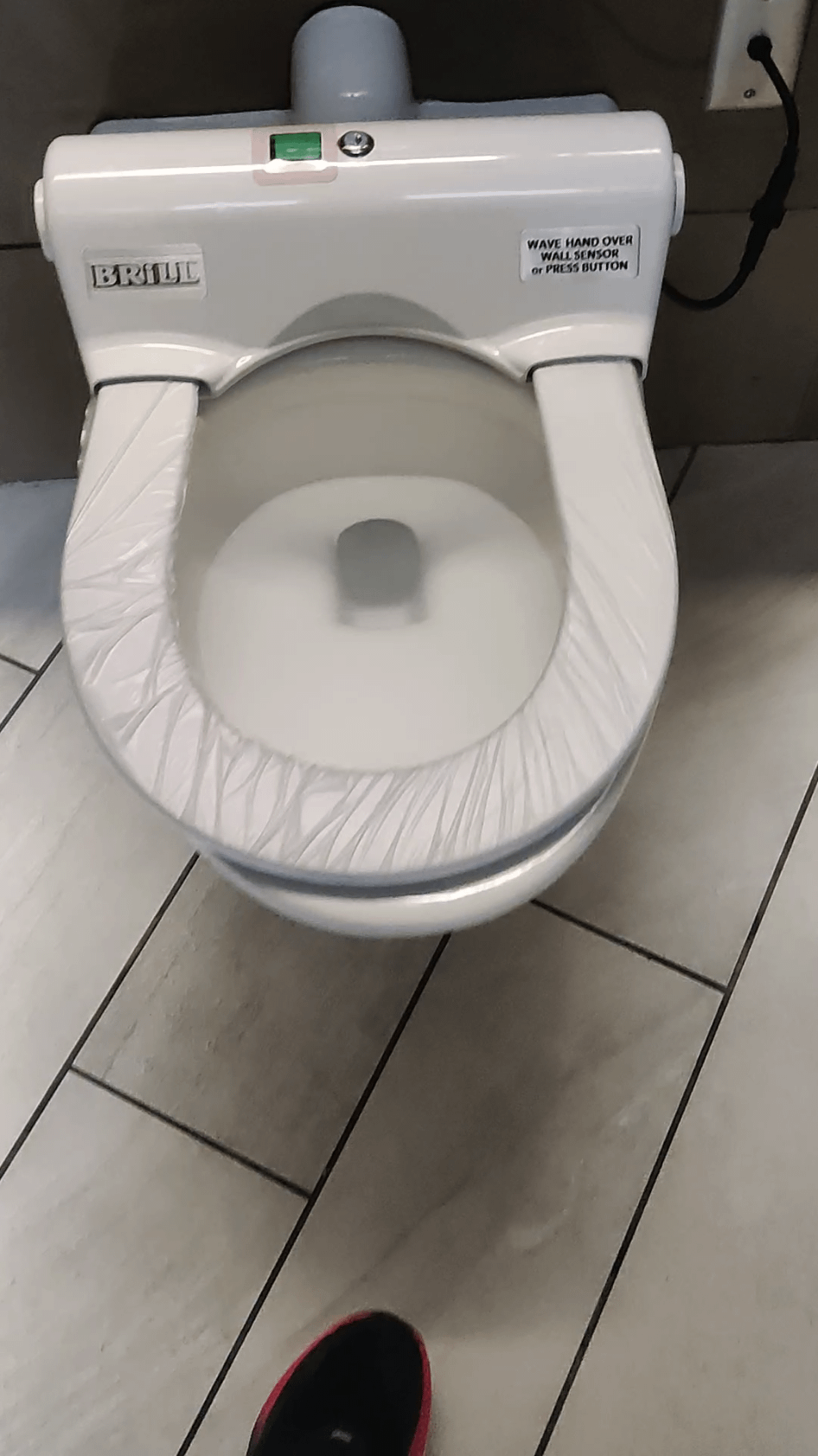 self cleaning toilet seat