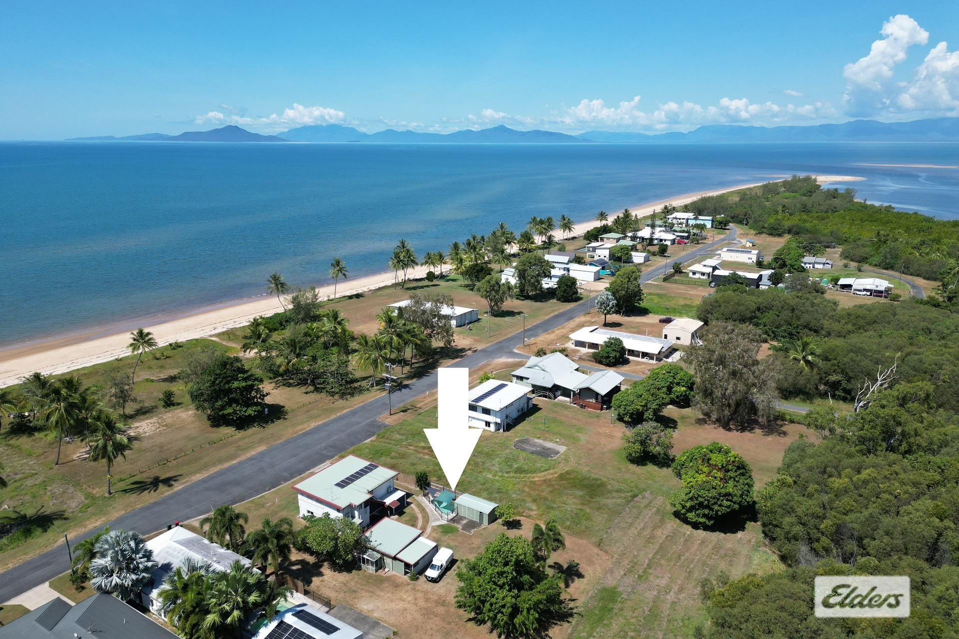 25 taylor street tully heads