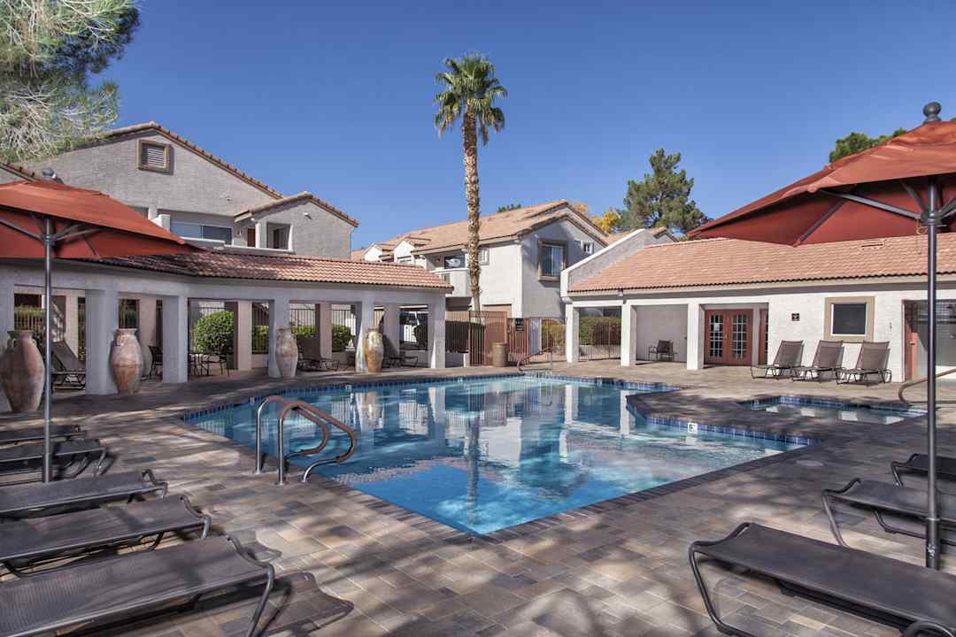 crystal cove apartments las vegas