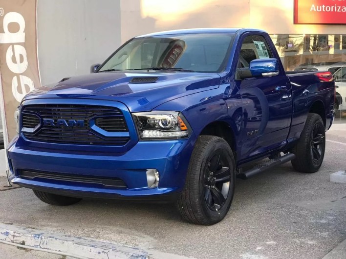 dodge hemi rt truck