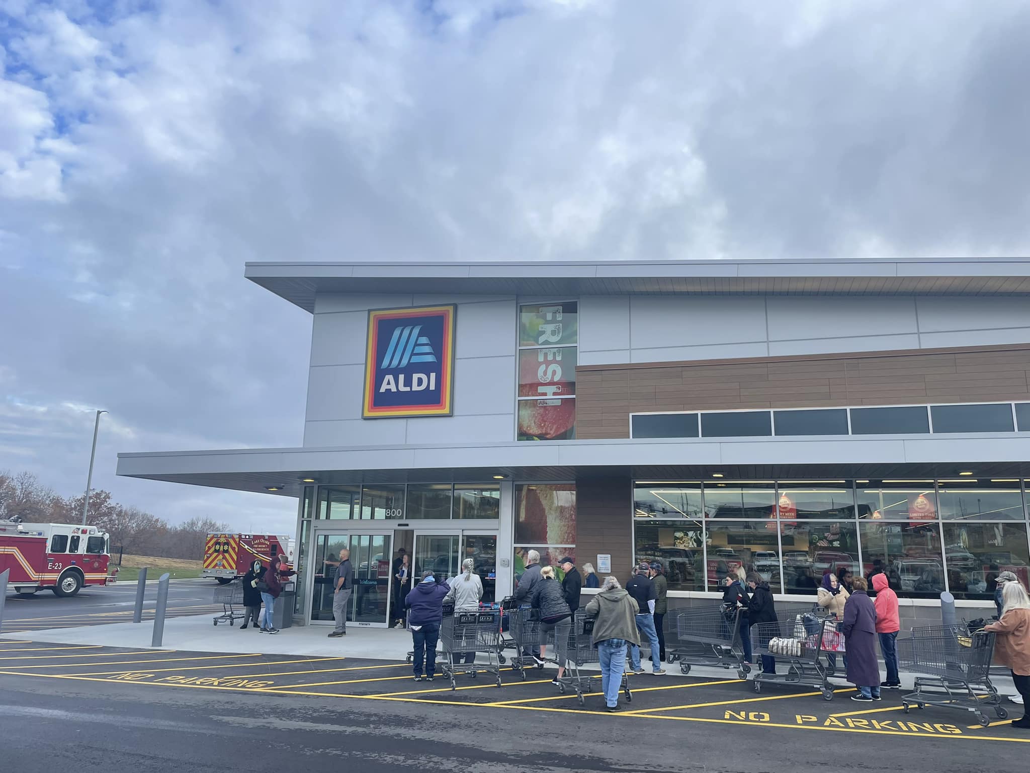 aldi hours osage beach mo