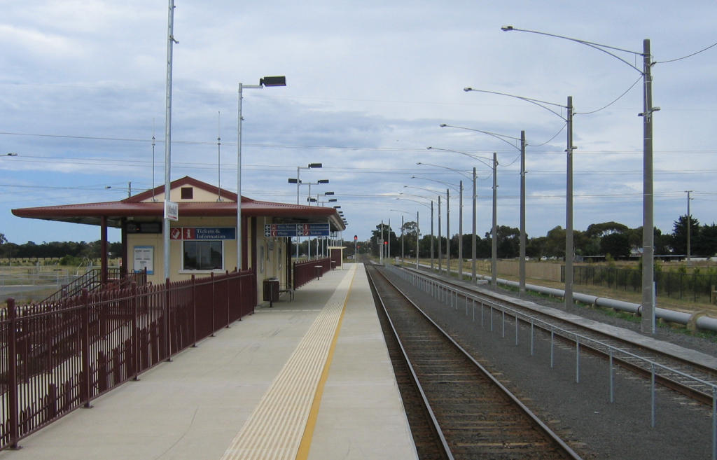 marshall to melbourne train