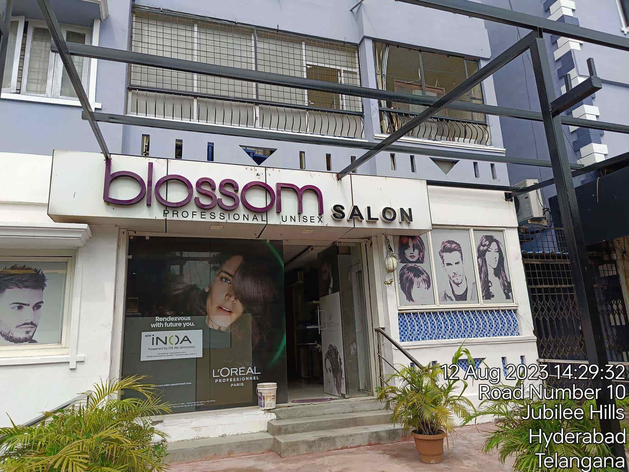 blossom salon near me