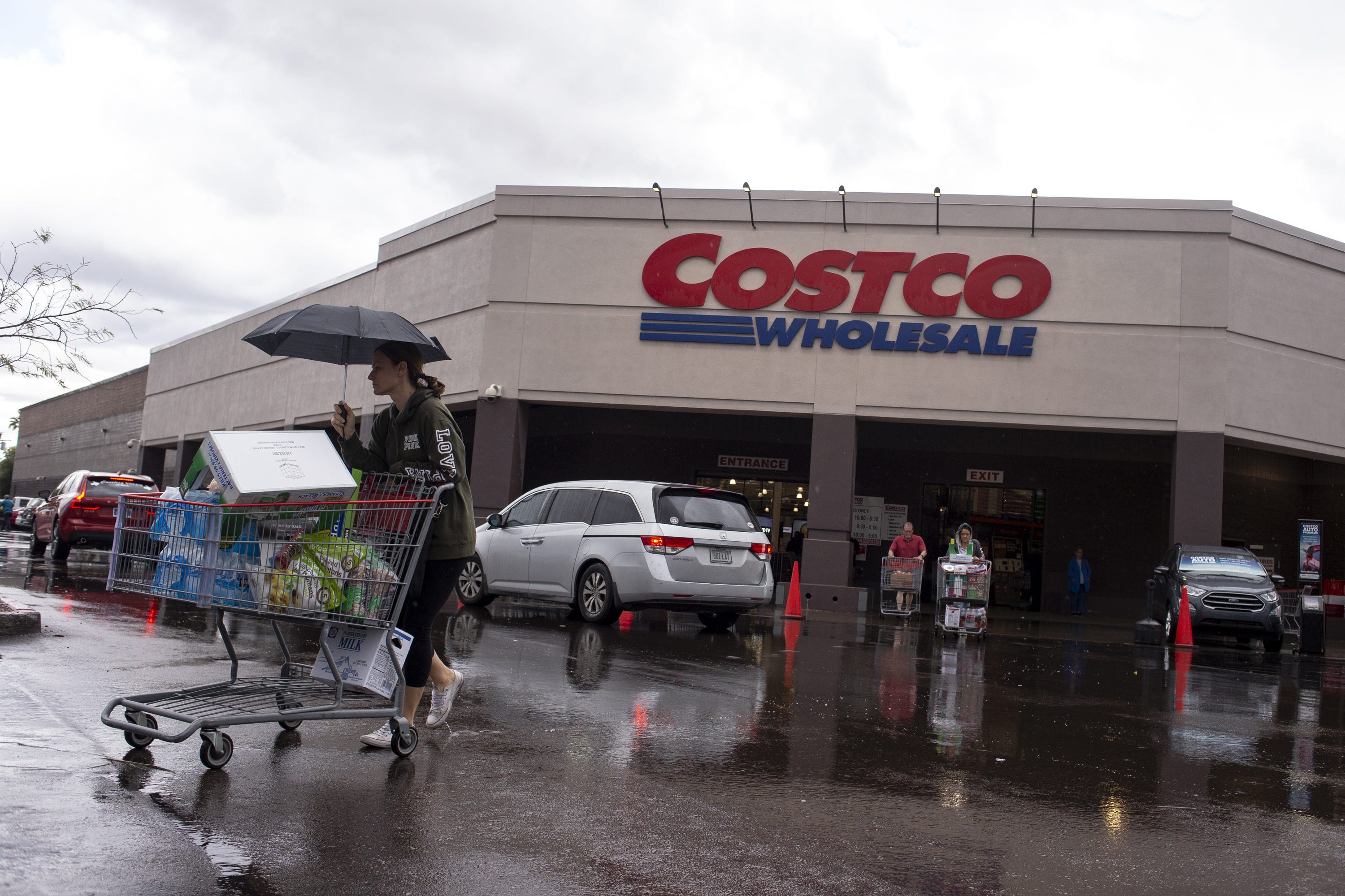 what time does the costco close