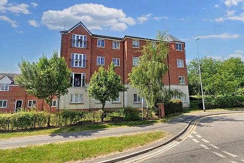 flats to rent middleton