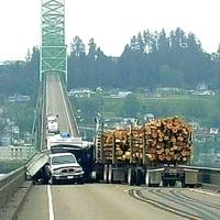 accident on astoria megler bridge