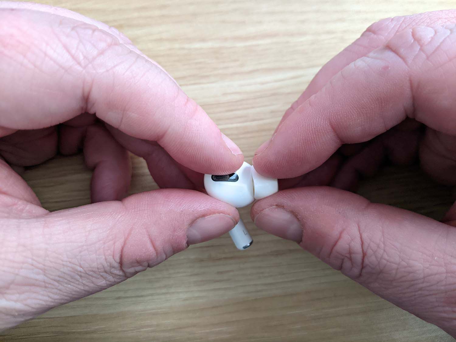 airpod remove tip