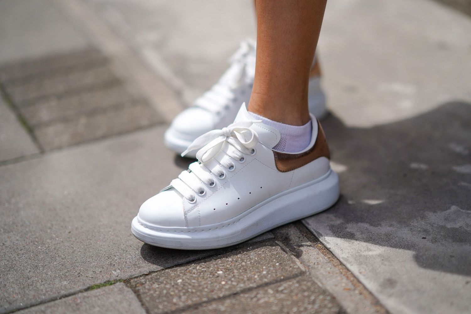 alexander mcqueen oversized sneaker