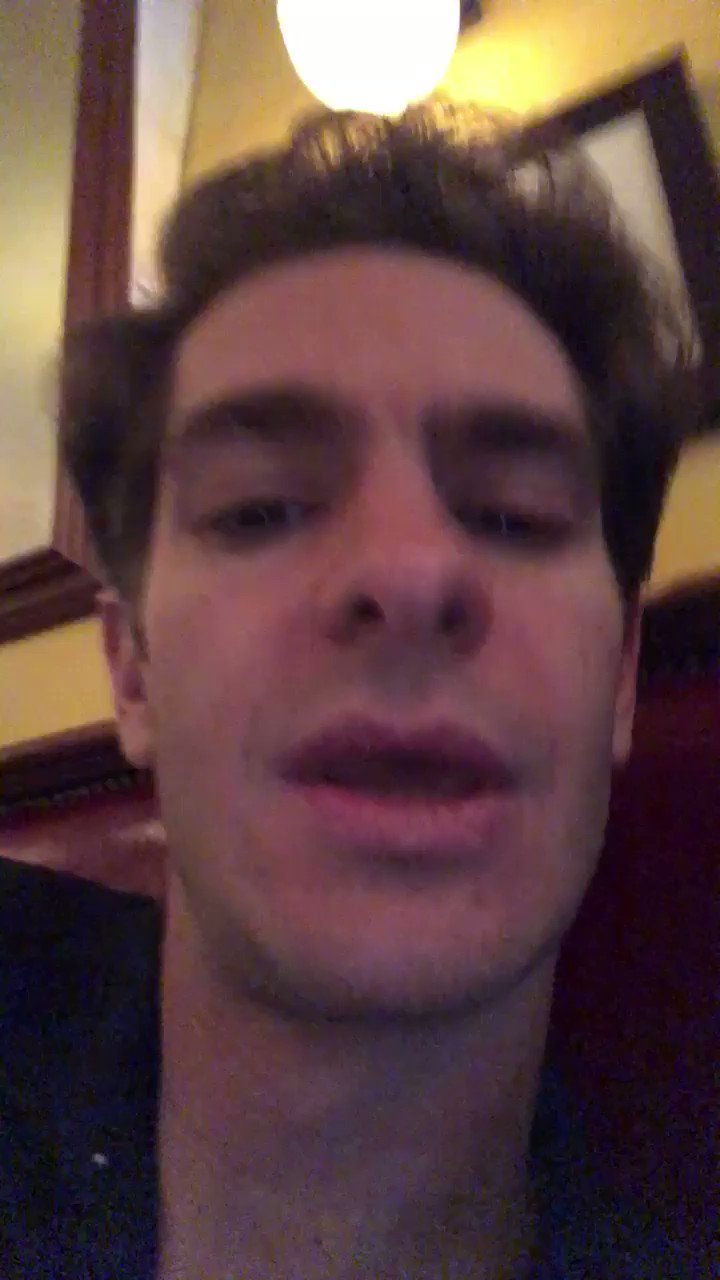 andrew garfield selfie