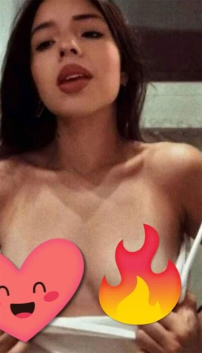 angela aguilar tetas